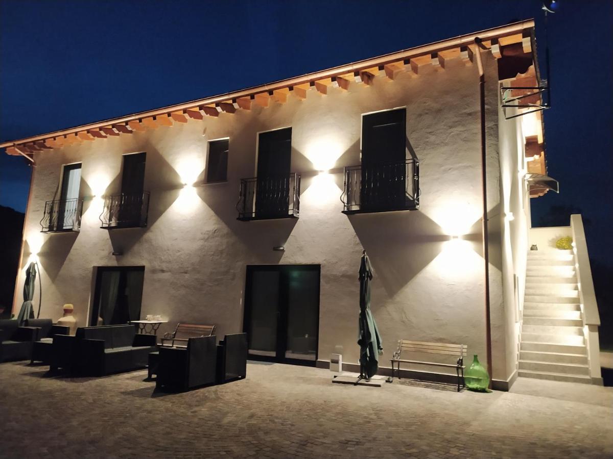 Agriturismo Casale Lisalola Hotel Sutri Exterior foto